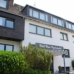 Haus Kastanienhof Hotel