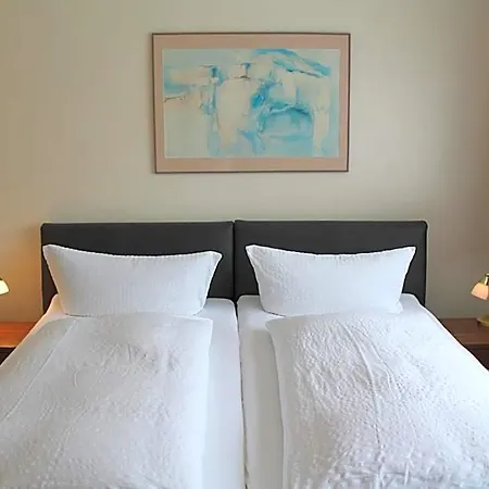 Ξενοδοχείο Haus Kastanienhof 3*