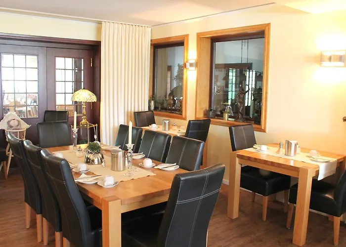 Haus Kastanienhof Szálloda 3*